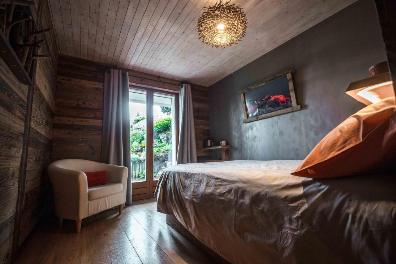 Chambres En Chalet Petit Dejeuner Inclus La Cote d'Arbroz ภายนอก รูปภาพ