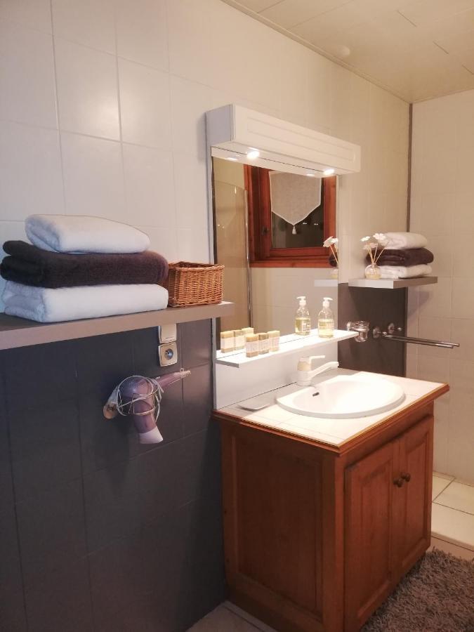 Chambres En Chalet Petit Dejeuner Inclus La Cote d'Arbroz ภายนอก รูปภาพ