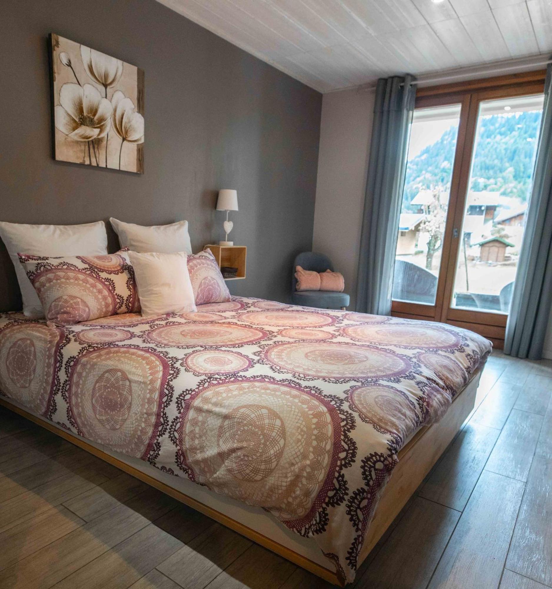 Chambres En Chalet Petit Dejeuner Inclus La Cote d'Arbroz ภายนอก รูปภาพ
