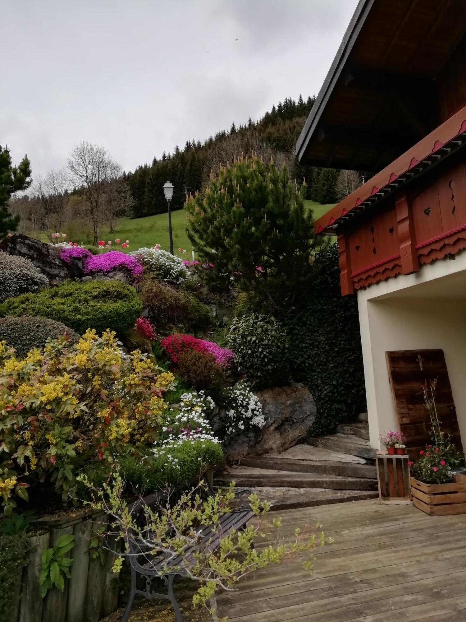 Chambres En Chalet Petit Dejeuner Inclus La Cote d'Arbroz ภายนอก รูปภาพ